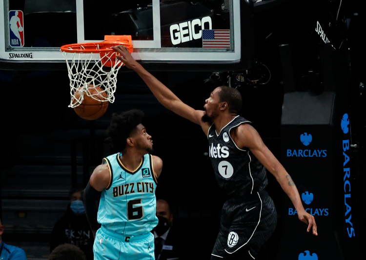 关于专家预测篮球胜率超六成，结果成焦点的信息