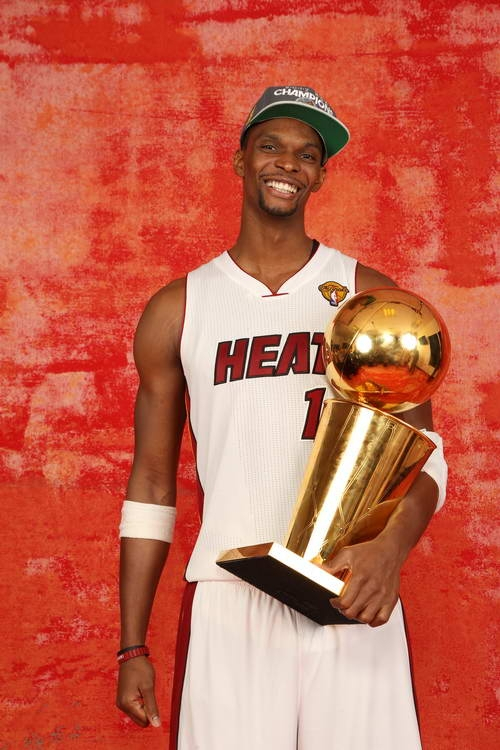 关于马刺翻盘勇士,易建联惊艳四座的信息 关于马刺翻盘勇士,易建联惊艳四座的信息