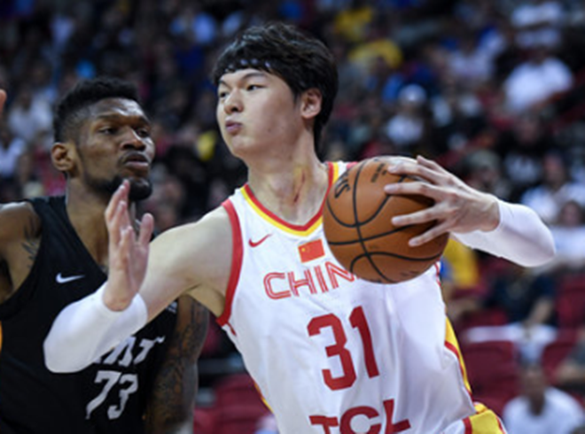 热火险胜吉林队，王哲林点燃赛场的简单介绍