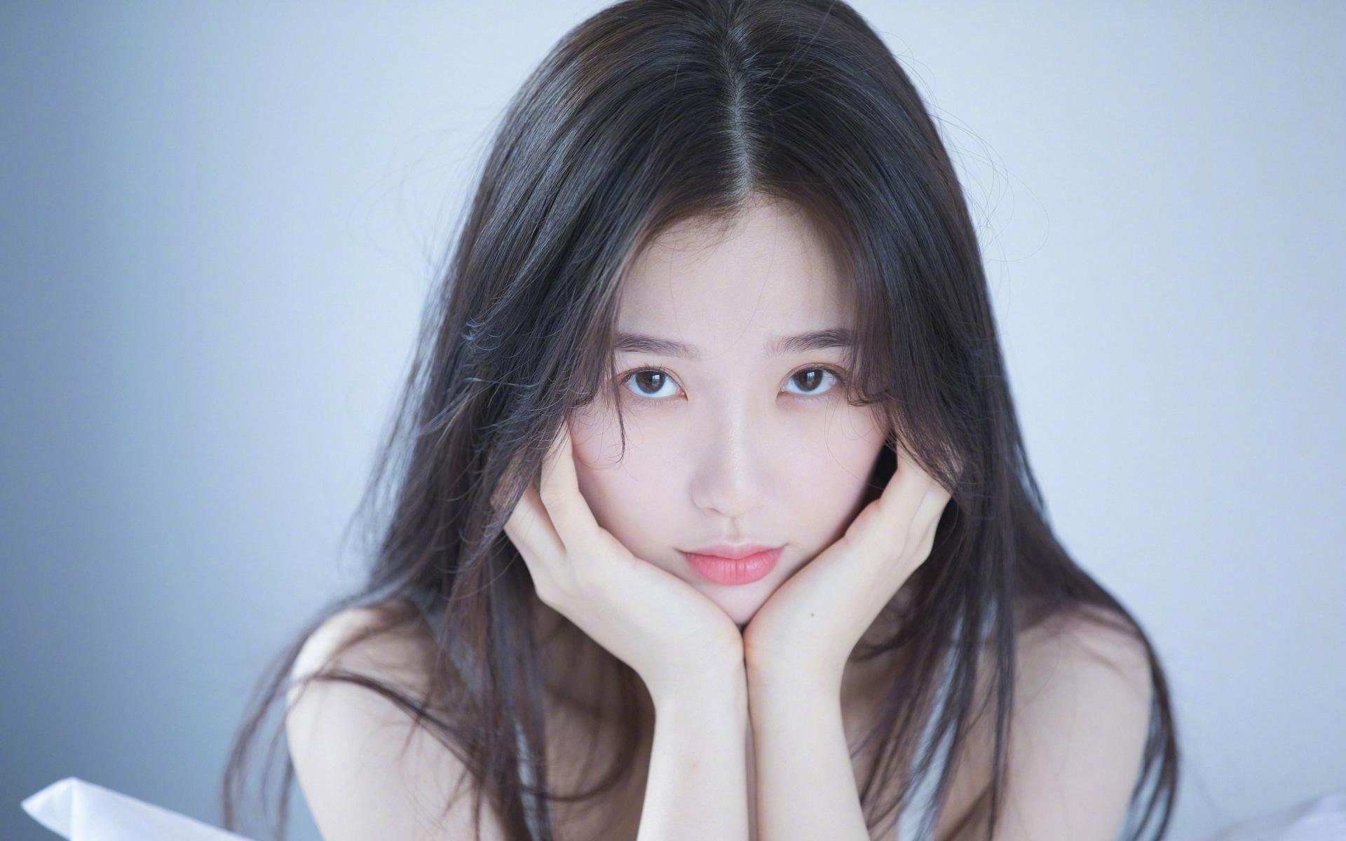 意甲焦点战，无名英雄戈麦斯点燃蓝黑火线，国米三球凿穿尤文铁壁